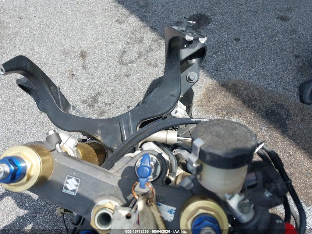 JS1GN7CA752112894 2005 SUZUKI GSX-R600 photo no. 7