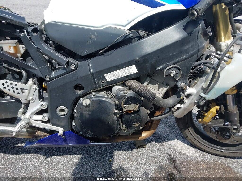 JS1GN7CA752112894 2005 SUZUKI GSX-R600 photo no. 8