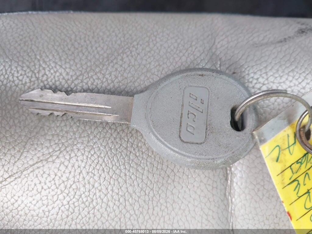 2C3JA53G75H588655 2005 CHRYSLER 300 photo no. 11