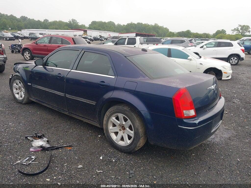 2C3JA53G75H588655 2005 CHRYSLER 300 photo no. 3