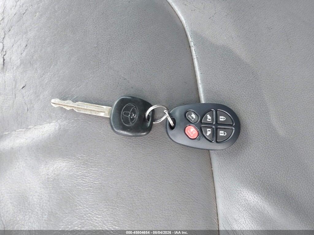 5TDZA22C36S404861 2006 TOYOTA SIENNA photo no. 11