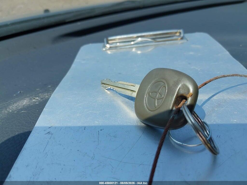 2T1KR32E26C610148 2006 TOYOTA MATRIX photo no. 11