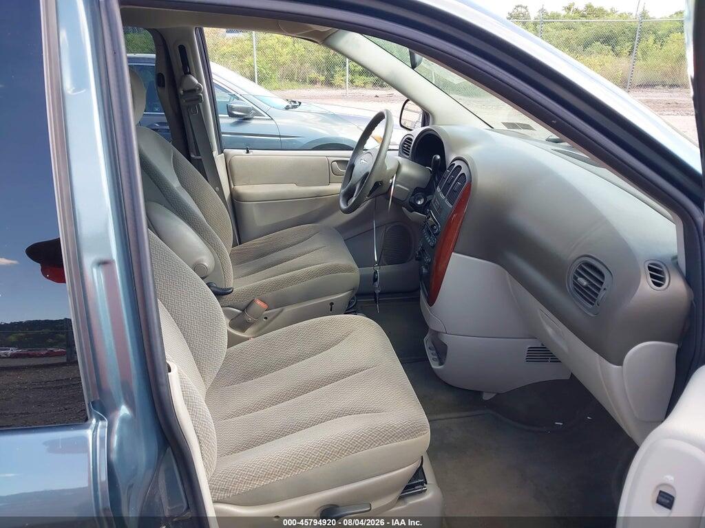 1A4GP45R06B655307 2006 CHRYSLER TOWN & COUNTRY photo no. 5