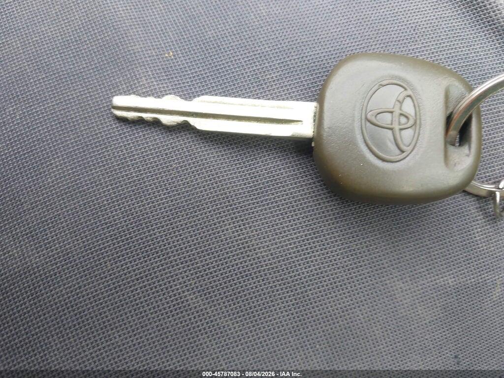 1NXBR32E66Z719002 2006 TOYOTA COROLLA photo no. 11