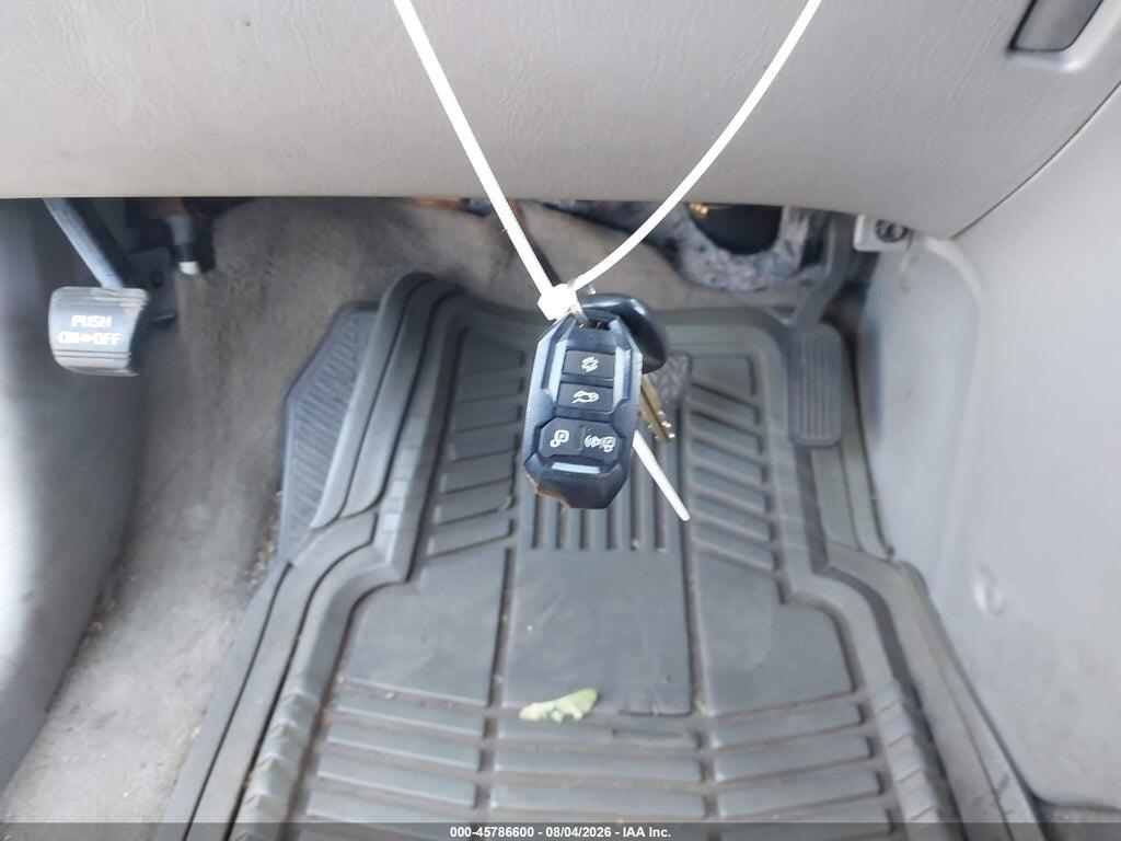 5TDBK22C97S003301 2007 TOYOTA SIENNA photo no. 11