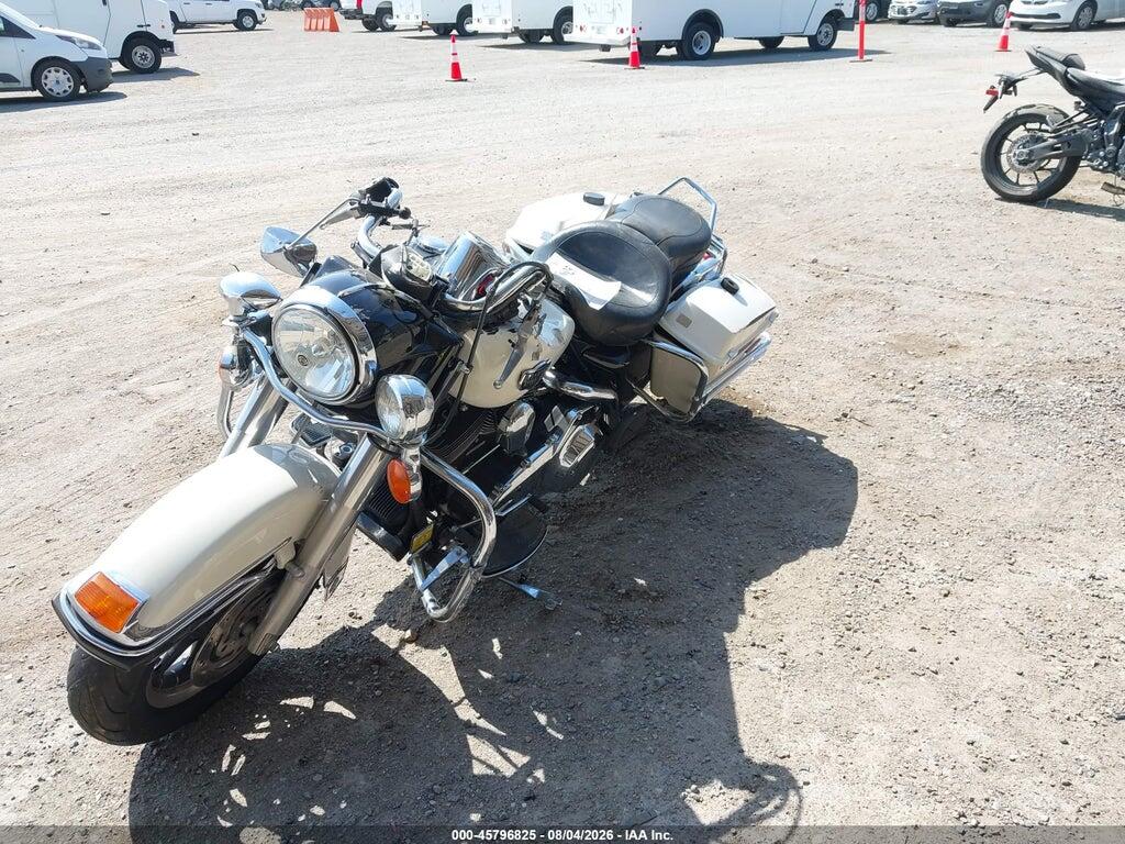 1HD1FHM127Y622324 2007 HARLEY-DAVIDSON FLHPI photo no. 2