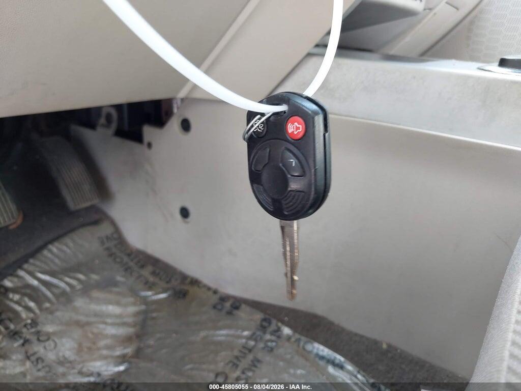 1FMCU03Z48KC72736 2008 FORD ESCAPE photo no. 11