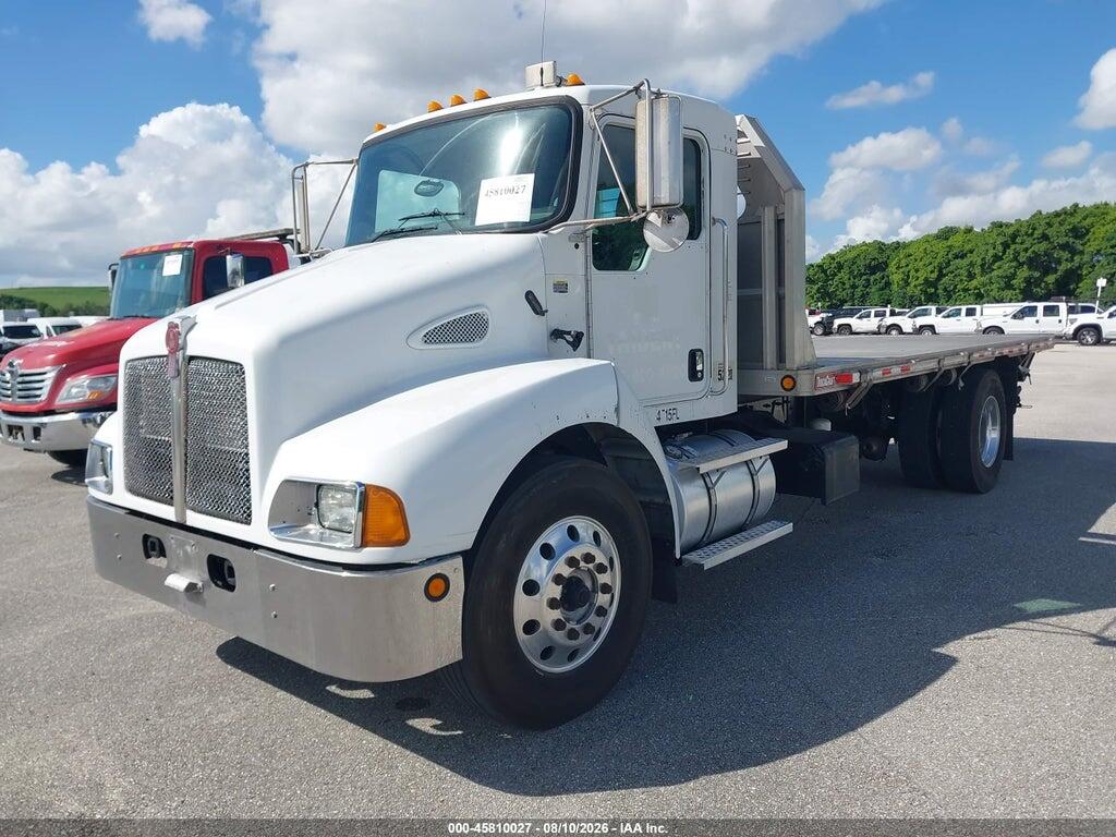 2NKMHM7X68M222317 2008 KENWORTH CONSTRUCTION photo no. 2