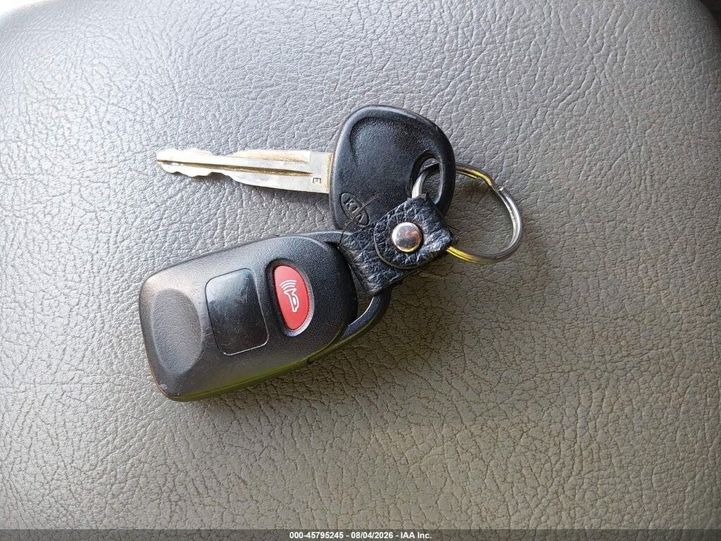 KNDJC735X85777750 2008 KIA SORENTO photo no. 11