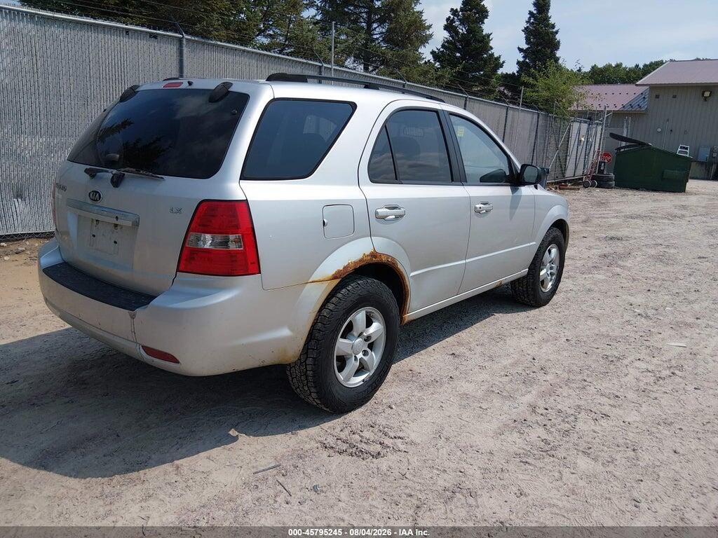 KNDJC735X85777750 2008 KIA SORENTO photo no. 4