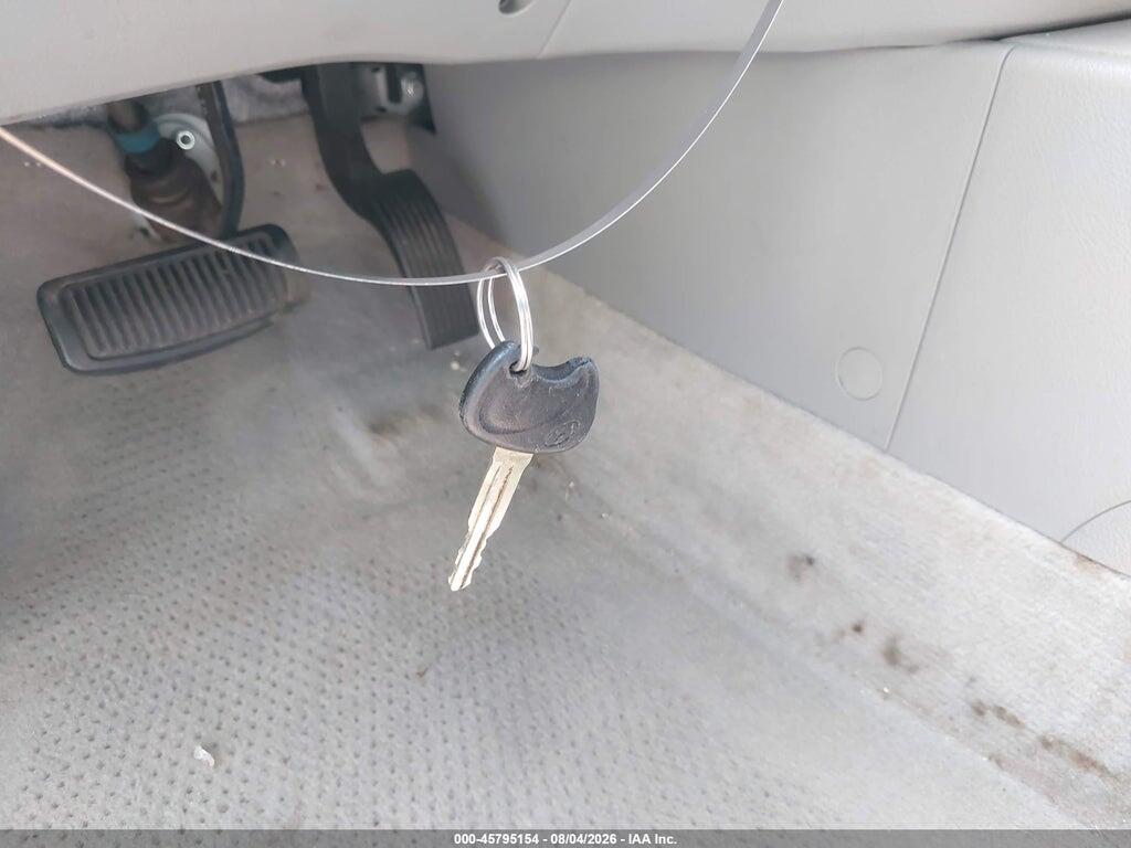 5NMSH13E98H131079 2008 HYUNDAI SANTA FE photo no. 11
