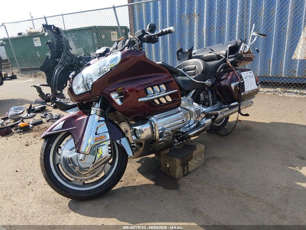 1HFSC47F78A709375 2008 HONDA GL1800 photo no. 2