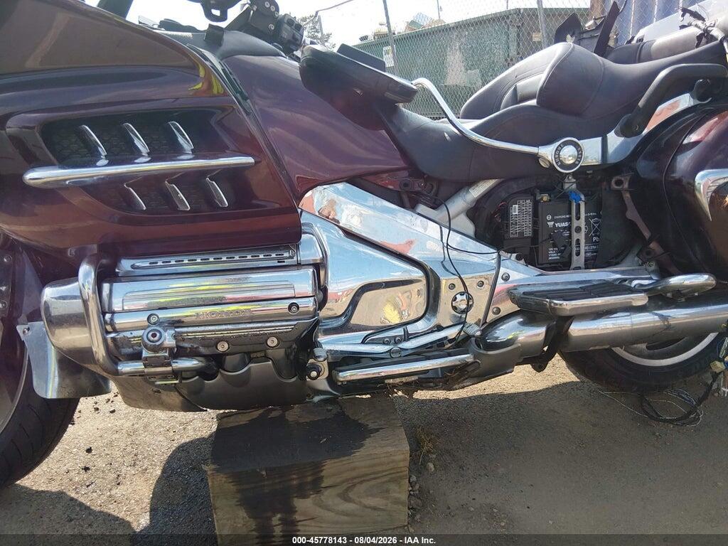 1HFSC47F78A709375 2008 HONDA GL1800 photo no. 9