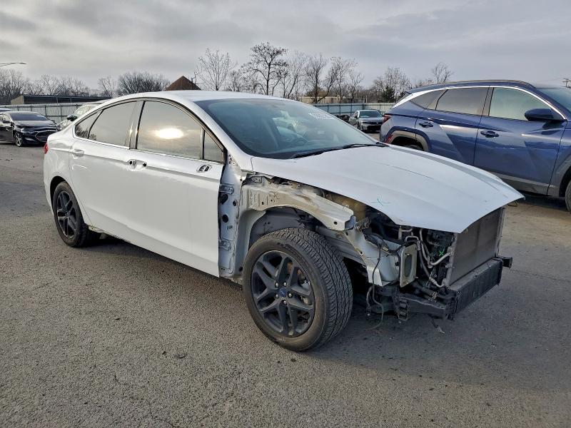 2016 FORD FUSION SE — Фото 4 из 13