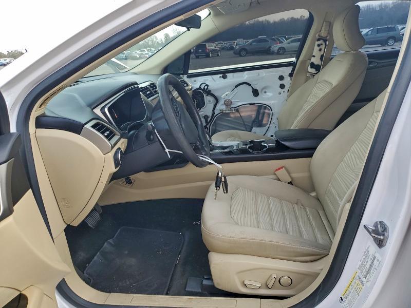 2016 FORD FUSION SE — Фото 7 из 13
