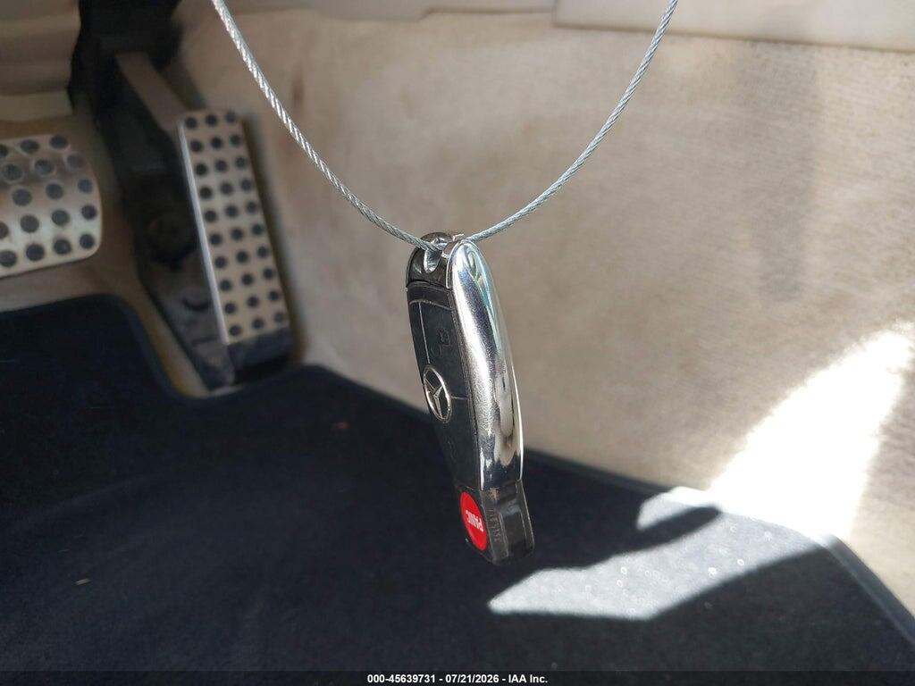 WDBSK71F79F156687 2009 MERCEDES-BENZ SL 550 photo no. 11