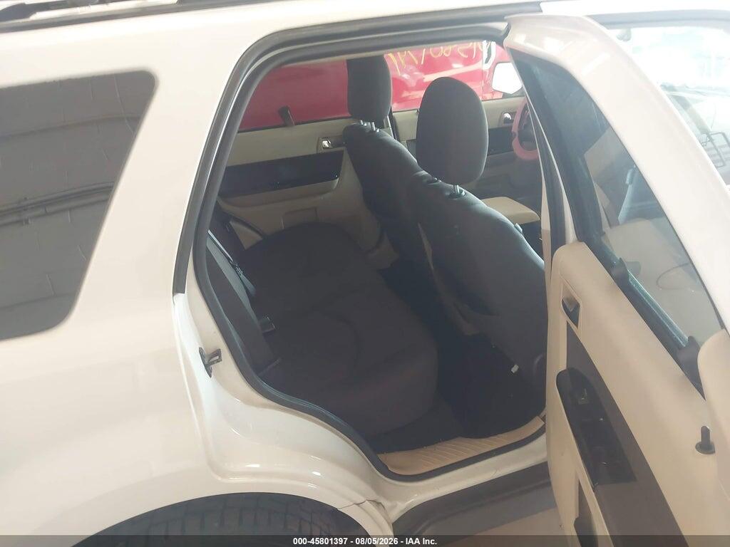 4F2CZ027X9KM02090 2009 MAZDA TRIBUTE photo no. 8