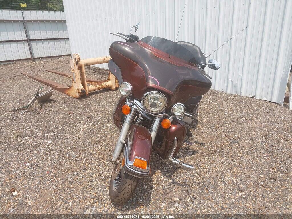 1HD1FC4169Y665795 2009 HARLEY-DAVIDSON FLHTCU photo no. 5