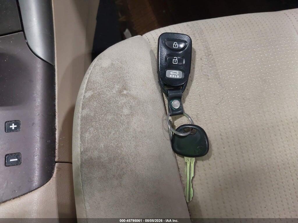 5NPET46C09H519832 2009 HYUNDAI SONATA photo no. 11
