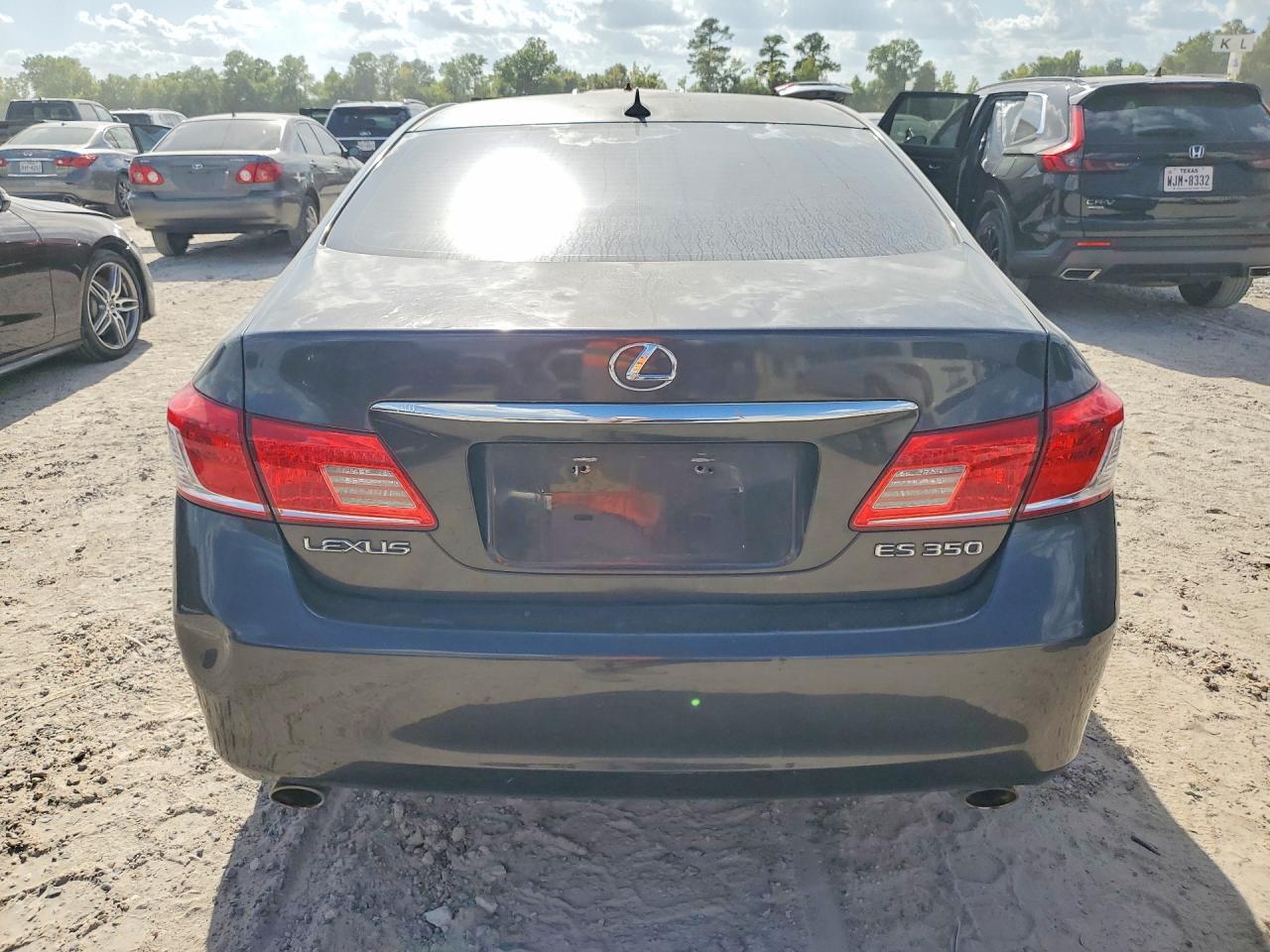 2010 LEXUS ES 350 — Фото 6 из 13