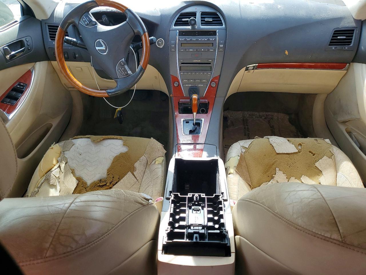 2010 LEXUS ES 350 — Фото 9 из 13