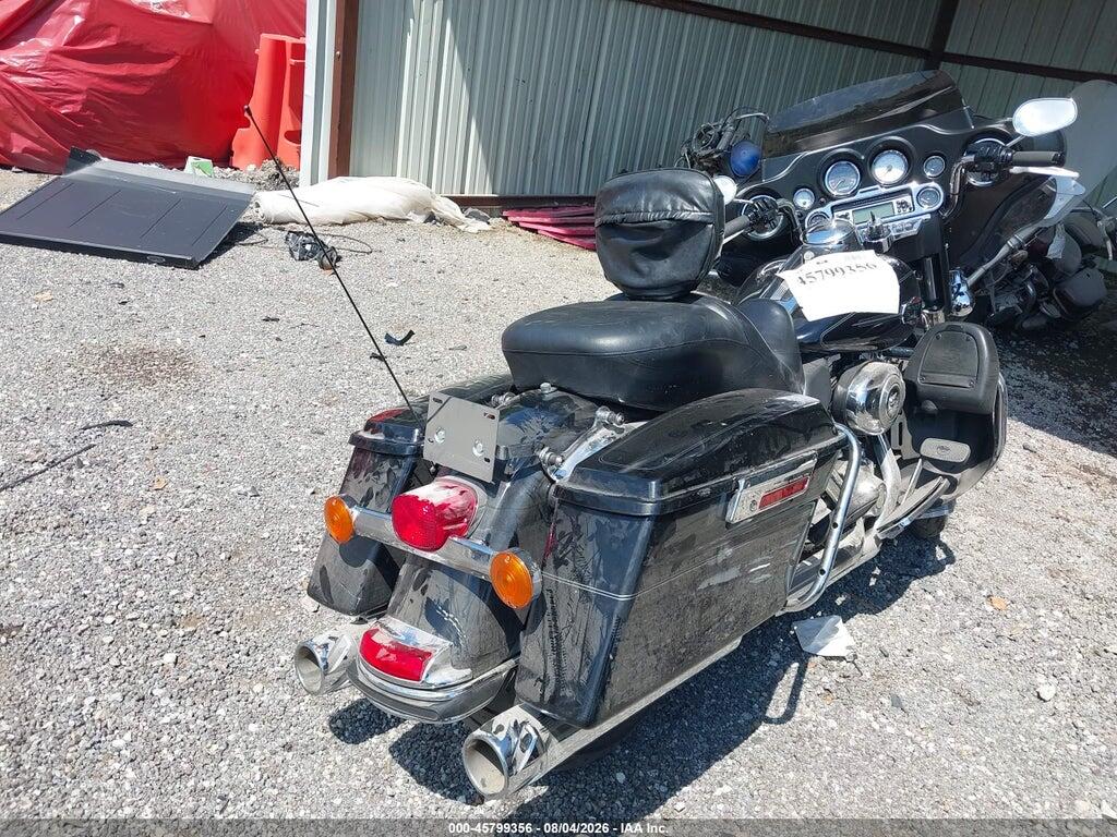 1HD1FC416AB620203 2010 HARLEY-DAVIDSON FLHTCU photo no. 4