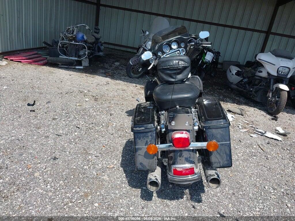 1HD1FC416AB620203 2010 HARLEY-DAVIDSON FLHTCU photo no. 6