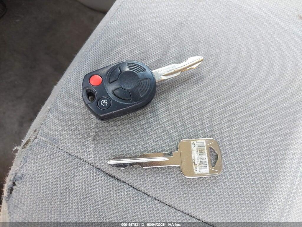 1FMCU0DG2AKD27705 2010 FORD ESCAPE photo no. 11