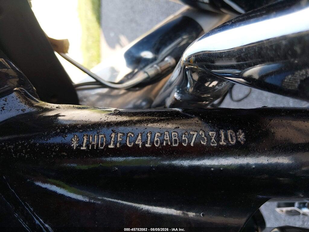 1HD1FC416AB673810 2010 HARLEY-DAVIDSON FLHTCU photo no. 10