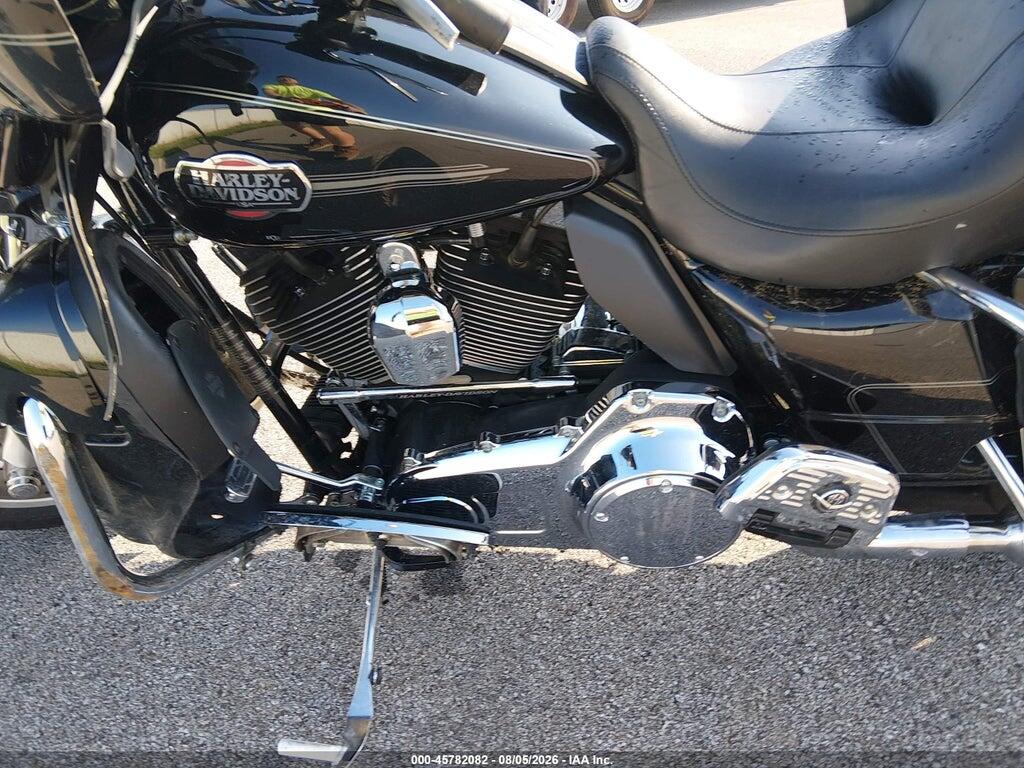 1HD1FC416AB673810 2010 HARLEY-DAVIDSON FLHTCU photo no. 9