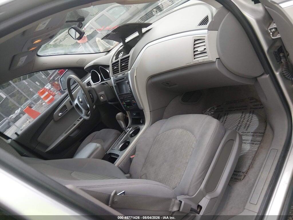 1GNLRFED7AS152307 2010 CHEVROLET TRAVERSE photo no. 5