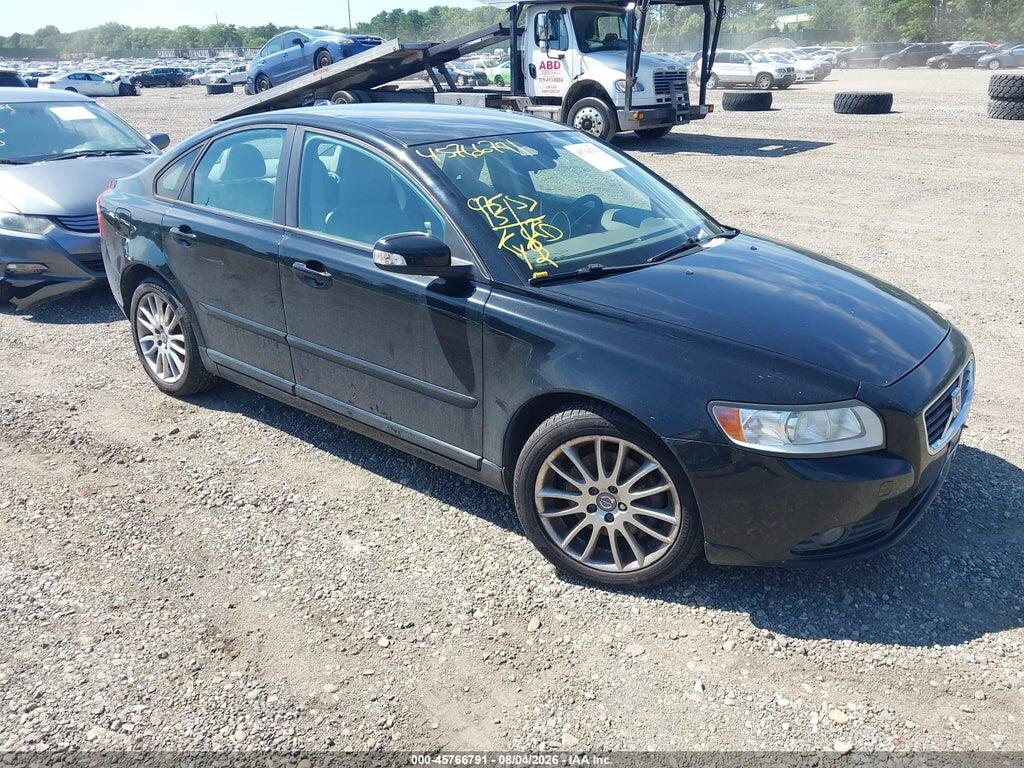 YV1390MS5A2508298 2010 VOLVO S40 photo no. 1