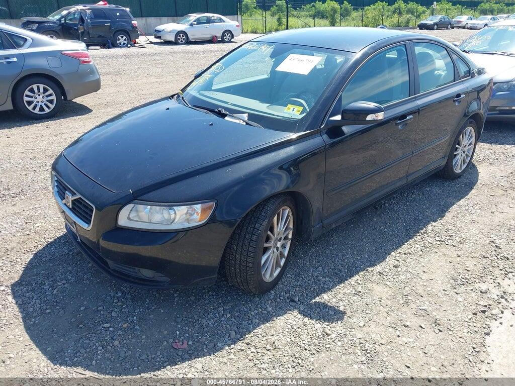 YV1390MS5A2508298 2010 VOLVO S40 photo no. 2