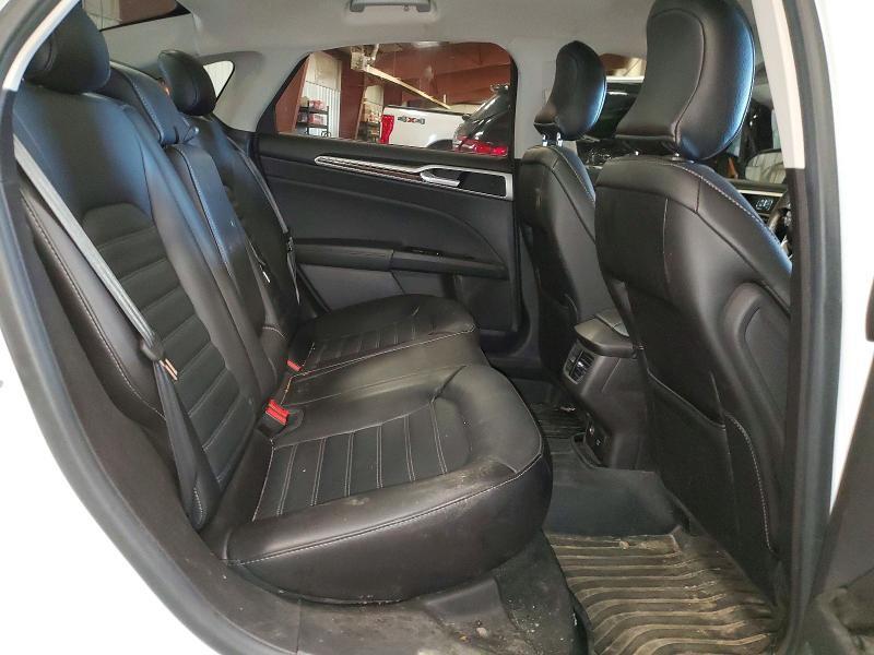2016 FORD FUSION SE PHEV — Фото 10 из 12