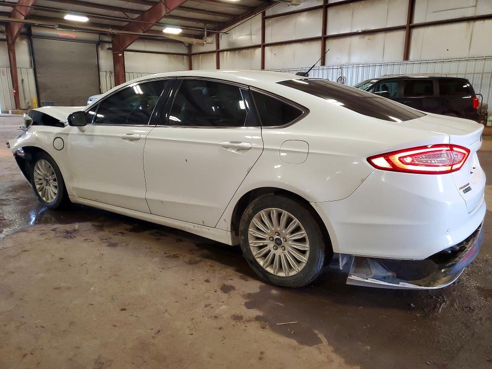 2016 FORD FUSION SE PHEV — Фото 2 из 12