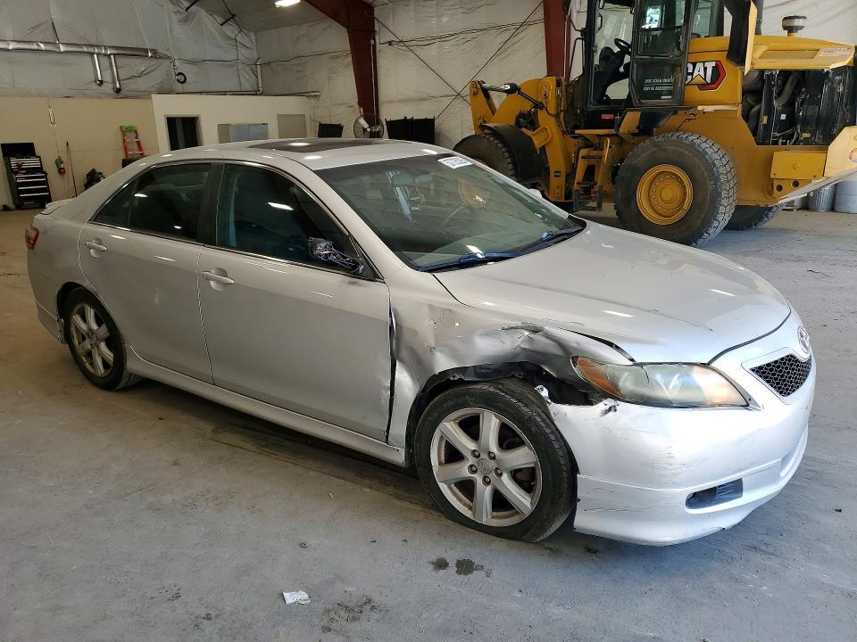 2008 TOYOTA CAMRY SE — Фото 4 из 12