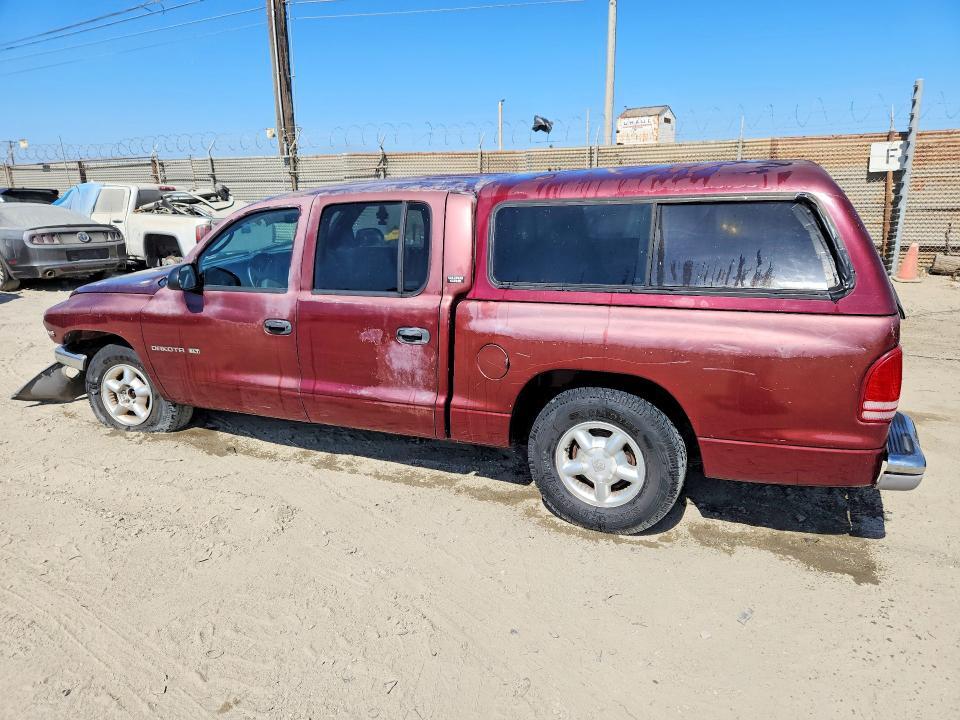 1B7GL2AN7YS691359 2000 DODGE DAKOTA photo no. 2