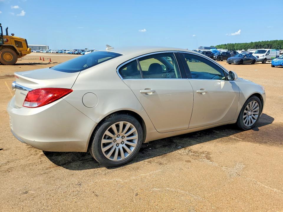 2012 BUICK REGAL — Фото 3 из 12