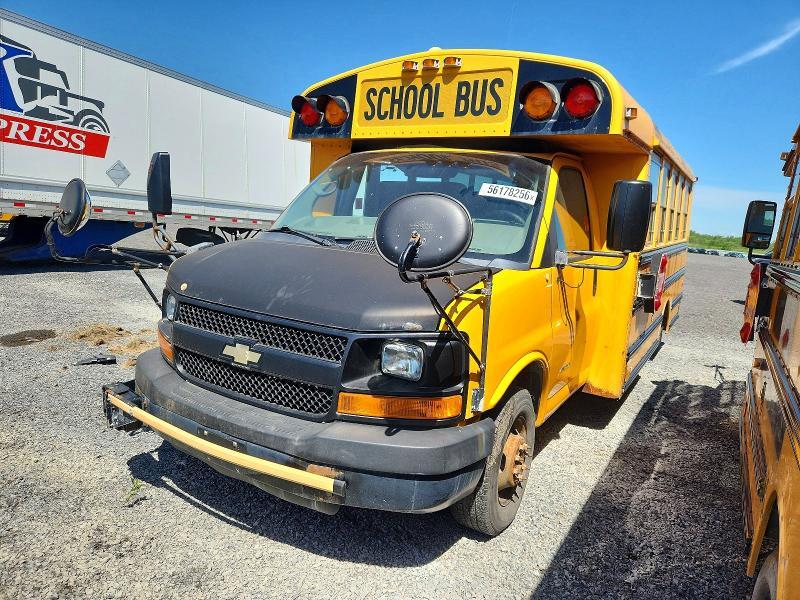 2012 CHEVROLET EXPRESS G4 - SCHOOL BUS — Фото 2 из 10