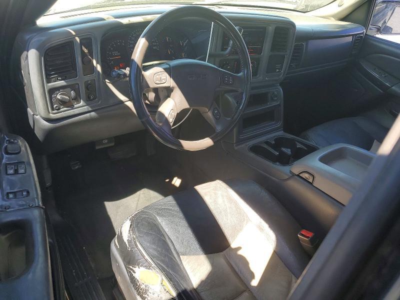 2004 GMC NEW SIERRA C1500 — Фото 8 из 12