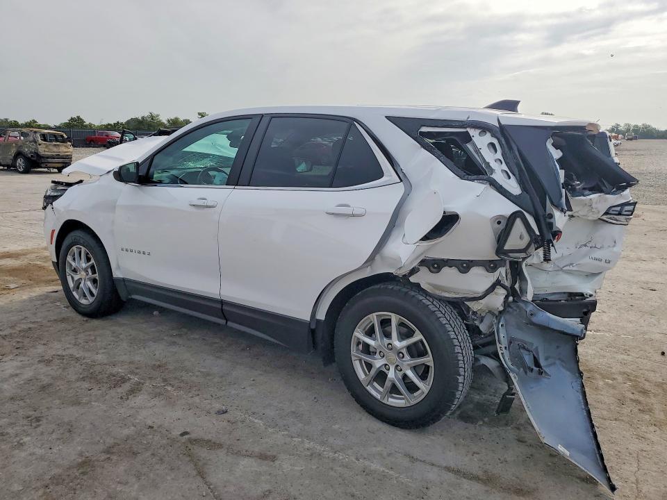 2024 CHEVROLET EQUINOX LT — Фото 2 из 13