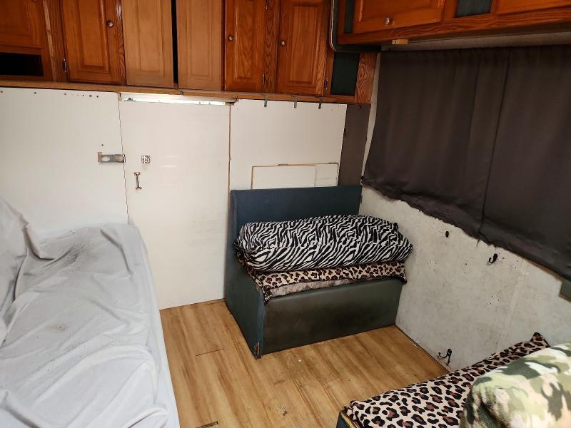 2004 GULF STREAM RECREATIONAL VEHICLE (RV) — Фото 6 из 10