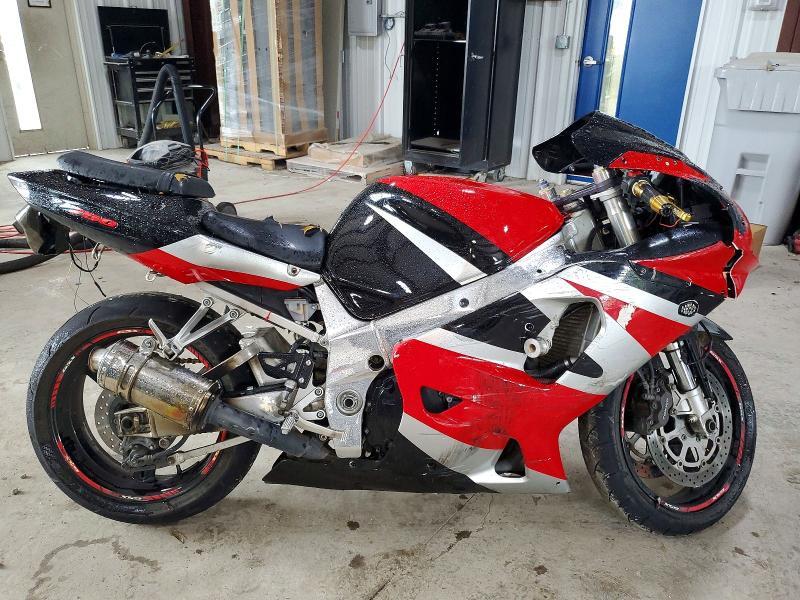 2000 SUZUKI GSX-R750 JS1GR7HA7Y2102304