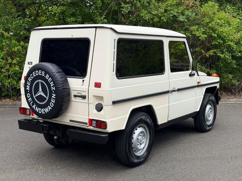 1982 MERCEDES-BENZ 240 240GD — Фото 4 из 10
