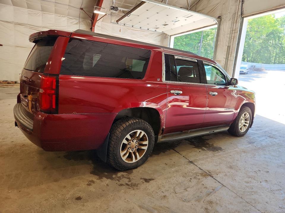 2016 CHEVROLET SUBURBAN K1500 LT — Фото 3 из 13