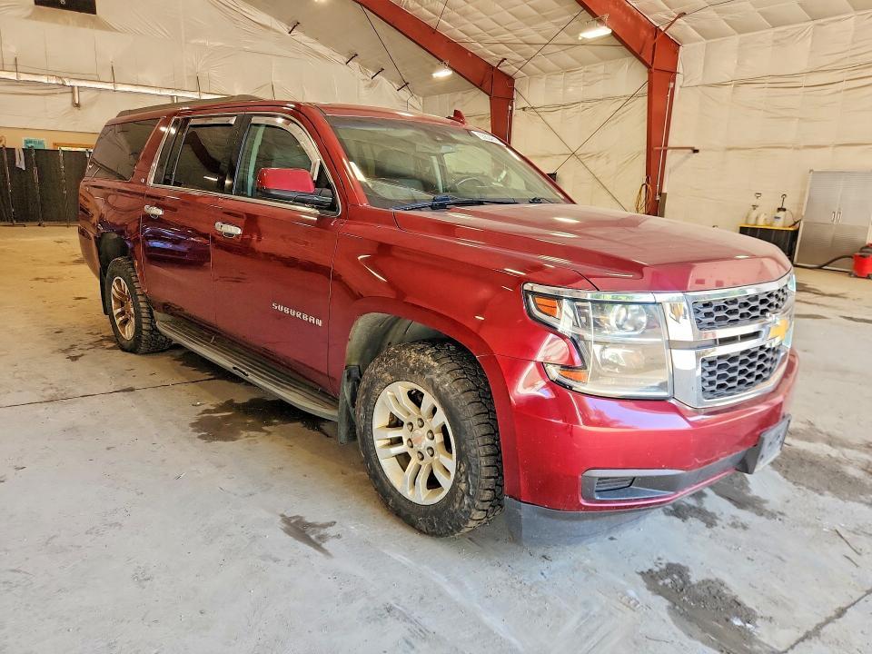 2016 CHEVROLET SUBURBAN K1500 LT — Фото 4 из 13