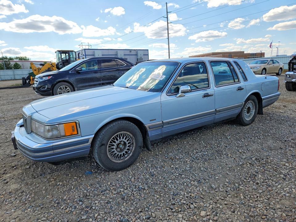 1990 LINCOLN TOWN CAR 1LNCM82F4LY804448