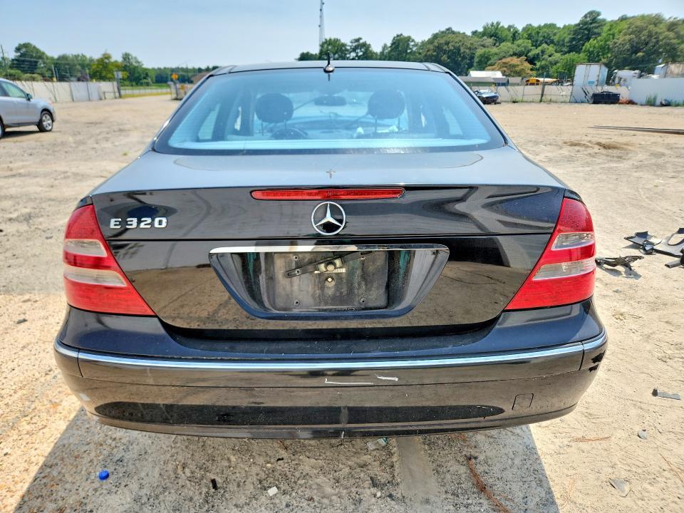 2004 MERCEDES-BENZ E 320 — Фото 6 из 13