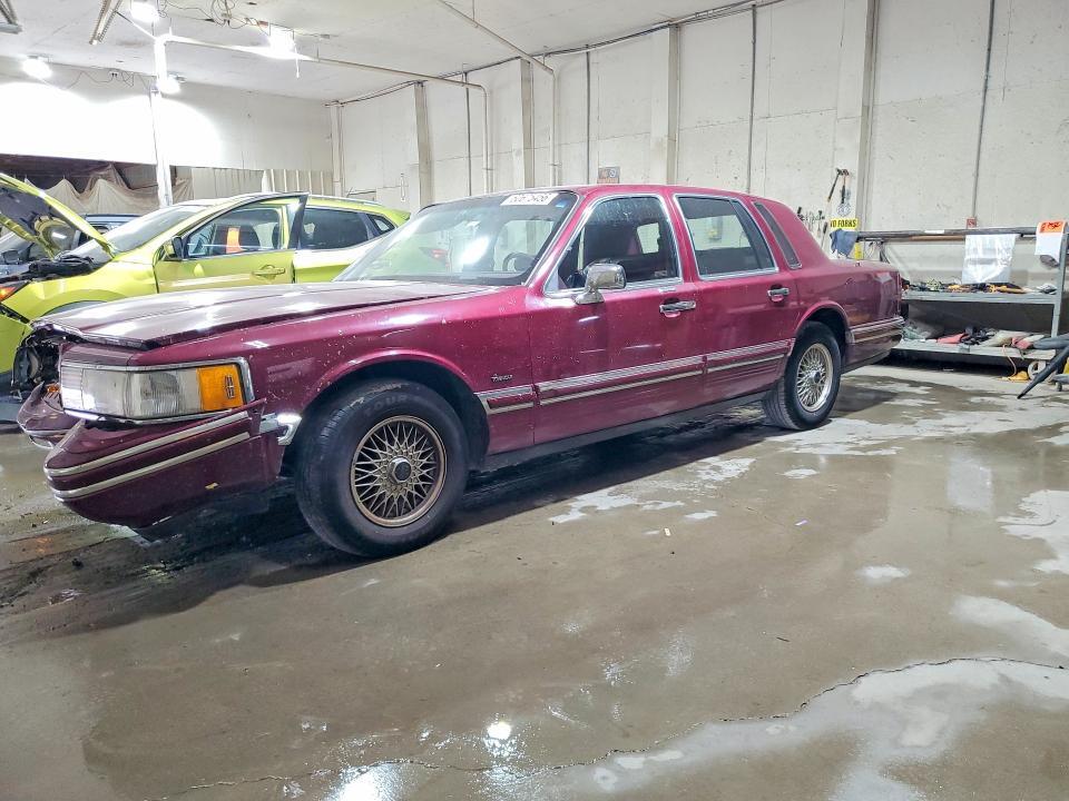 1992 LINCOLN TOWN CAR 1LNLM81W6NY630676