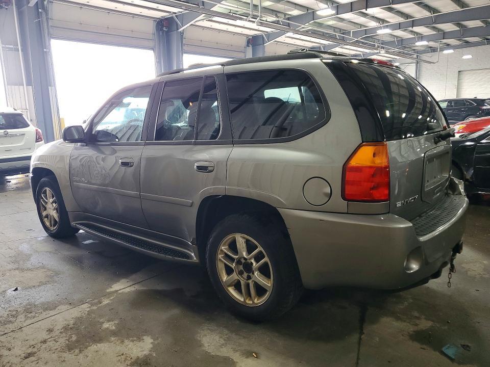 2008 GMC ENVOY DENALI — Фото 2 из 13